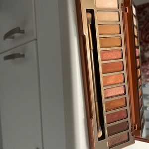 Urban decay eyeshadow